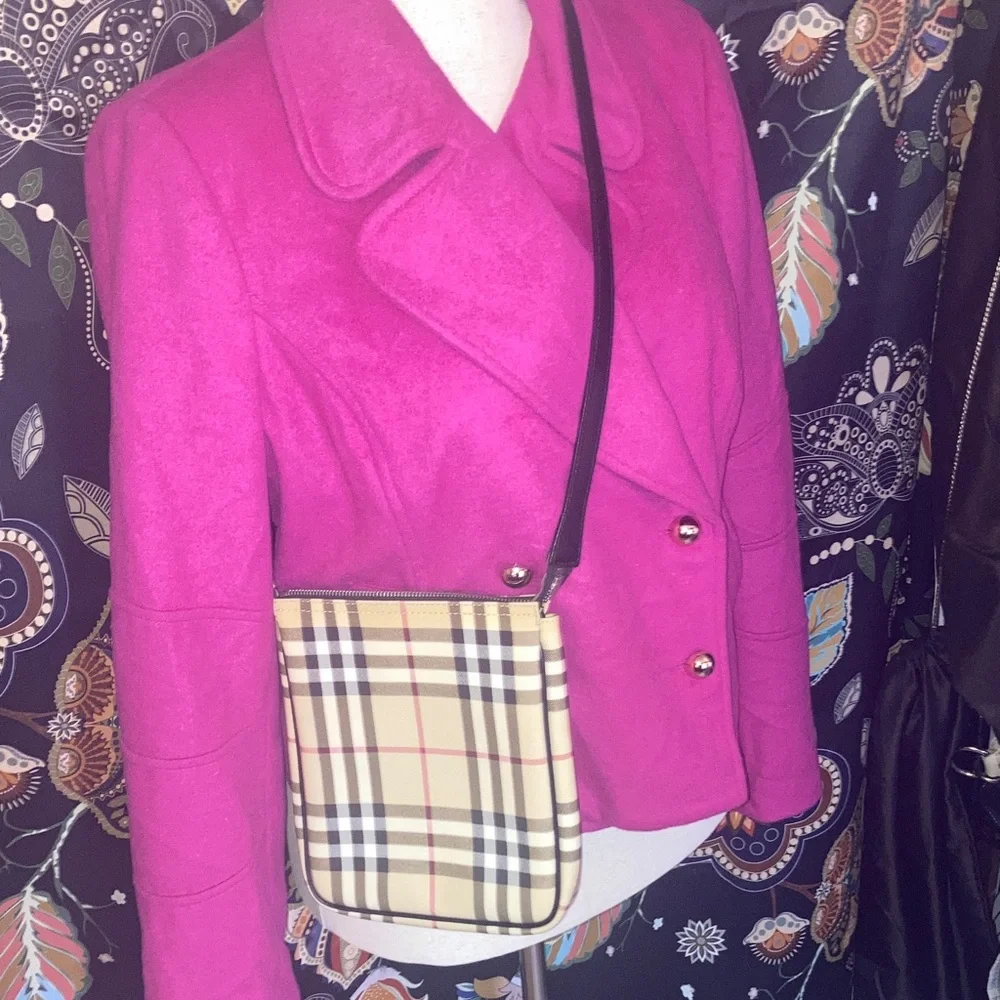 Genuine Burberry London Nova Check  Black and Beige  Crossbody Bag w/COA - Picture 11 of 17